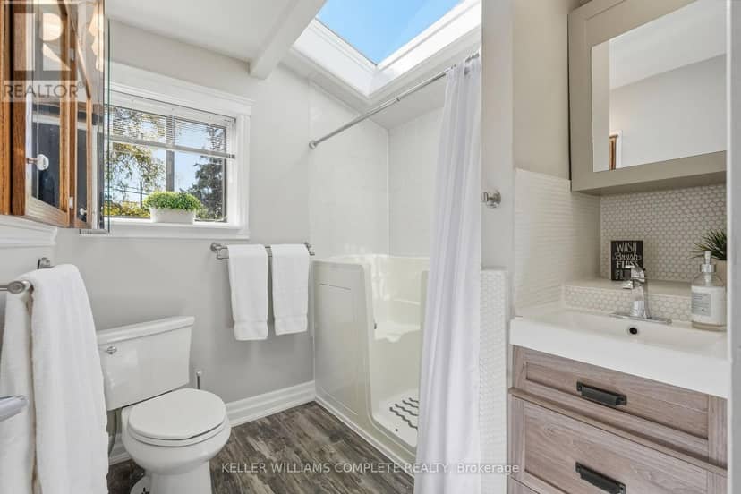 63 Chatham Street — photo 15 of 24