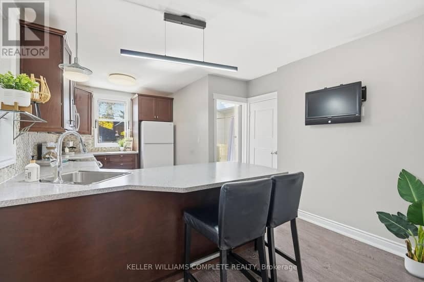 63 Chatham Street — photo 9 of 24