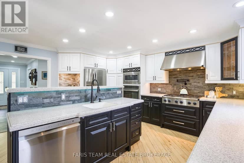 135 Forest Glen Drive — photo 10 of 40