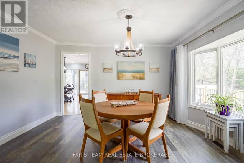 135 Forest Glen Drive — photo 13 of 40