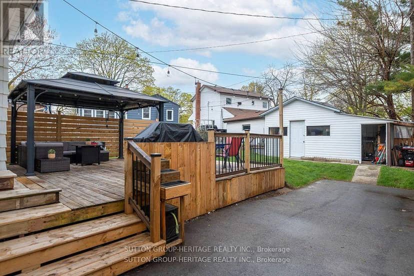 34 Maple Street — photo 23 of 26