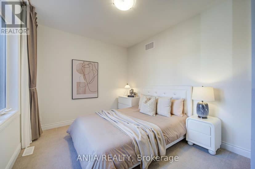 107 Guardhouse Crescent — photo 30 of 40