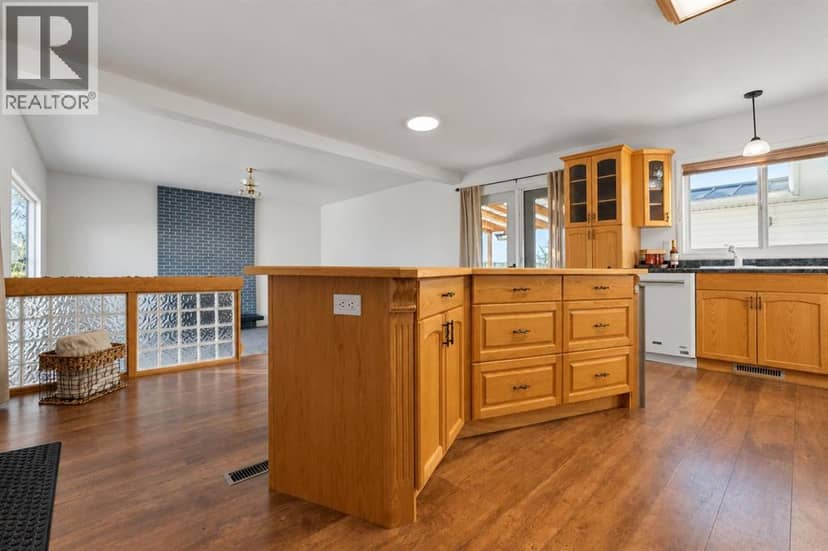 44043 714 Township — photo 9 of 38