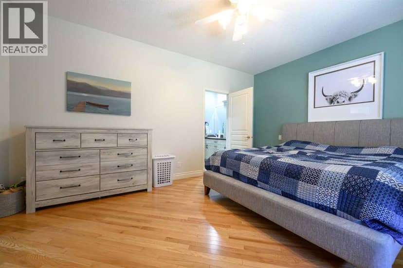 11823 Cygnet Boulevard — photo 9 of 40