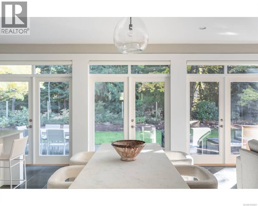 300 Sunningdale Rd E, Qualicum Beach, photo 5