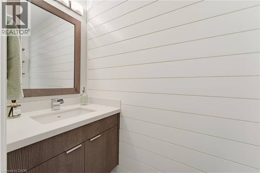 212 STADACONA Avenue — photo 15 of 40