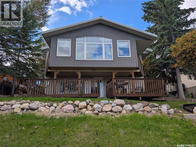58 Procter DRIVE — photo 2 of 40