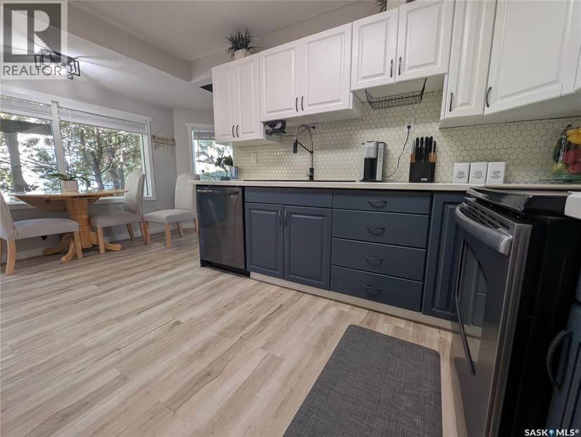 58 Procter DRIVE — photo 6 of 40
