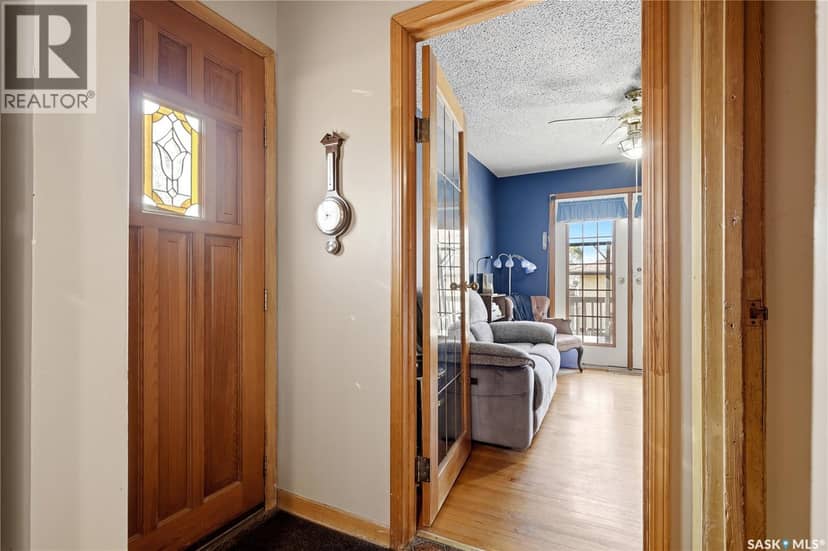 2354 Harvey STREET — photo 19 of 40