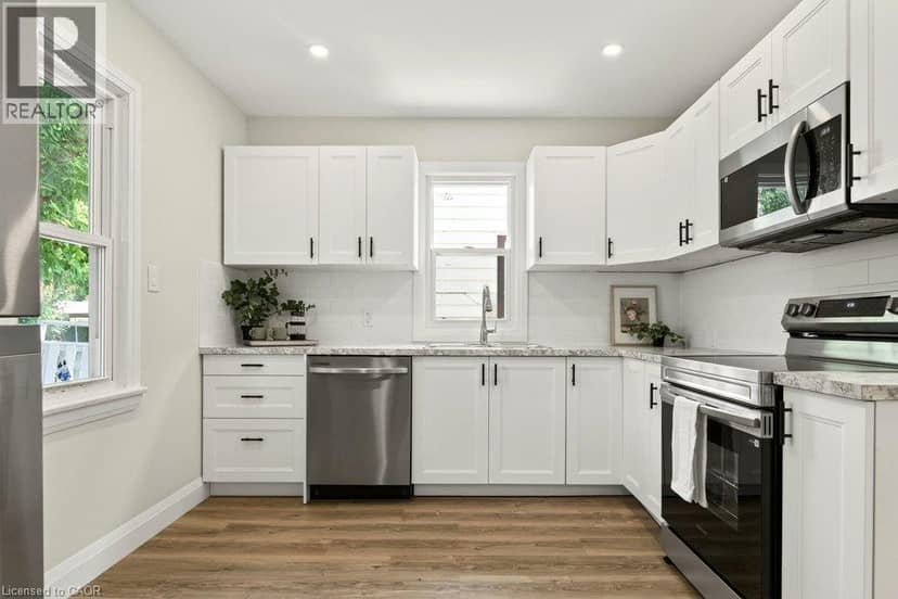 95 CHETWOOD Street — photo 13 of 40