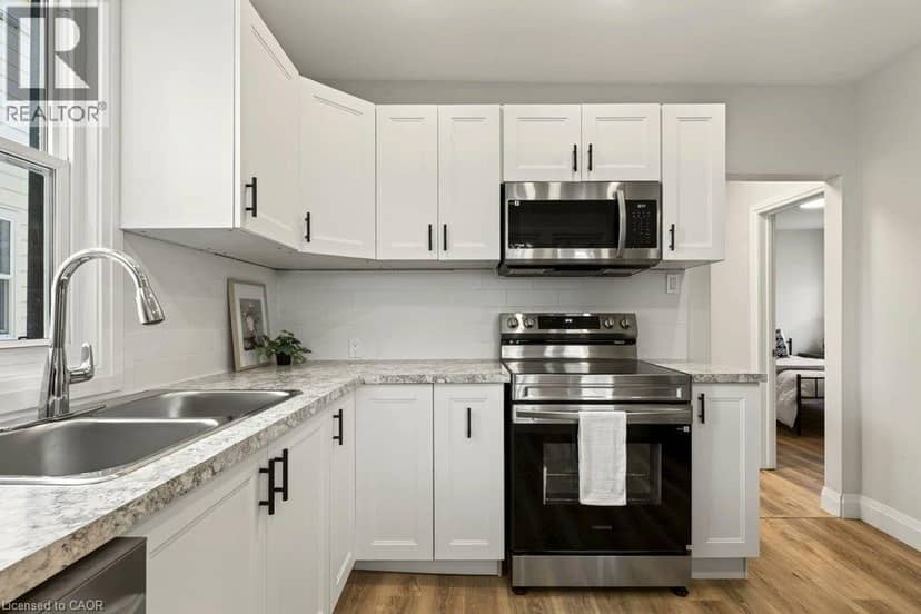 95 CHETWOOD Street — photo 15 of 40