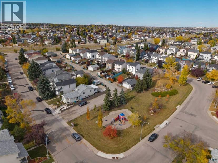172 Harvest Gold Heights NE — photo 33 of 40