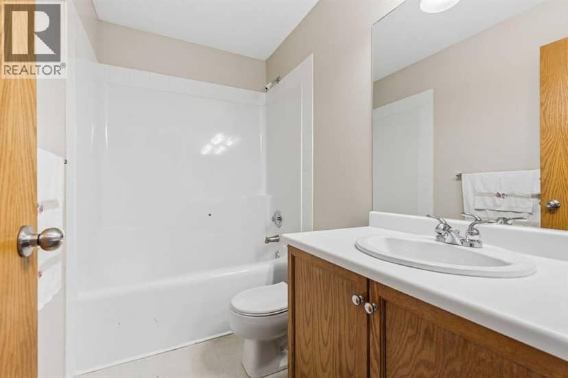172 Harvest Gold Heights NE — photo 22 of 40