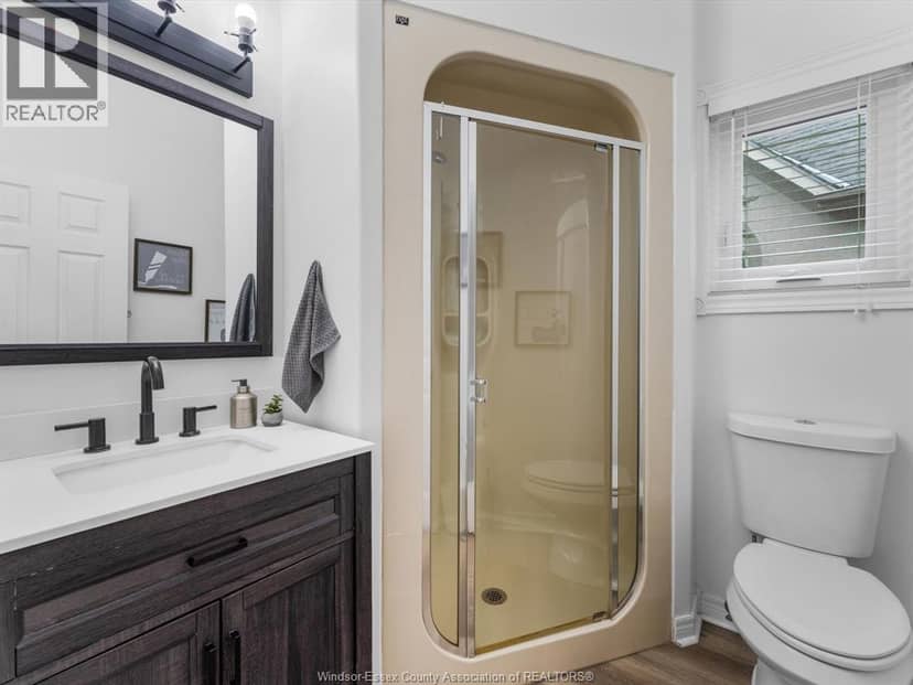 381 Tuscany — photo 16 of 30