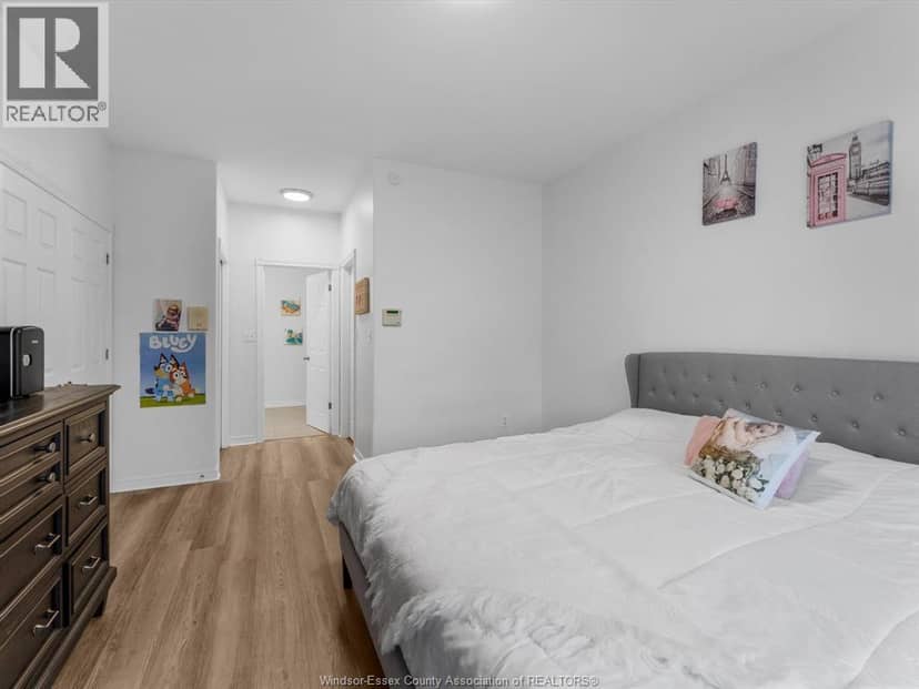 381 Tuscany — photo 20 of 30