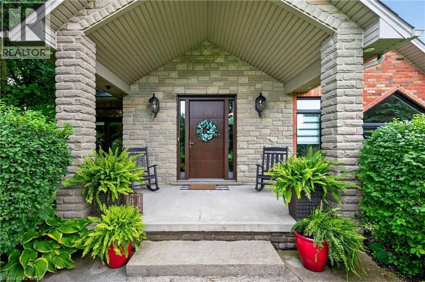 2050 15 Side Road, Milton, photo 5