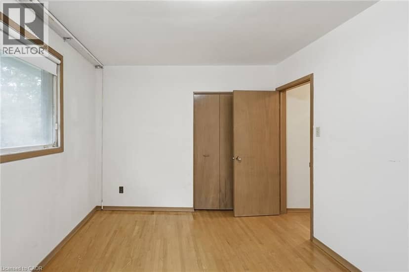 44 MCDONALD Court — photo 18 of 27