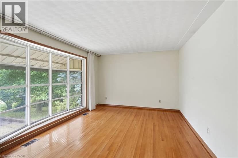 44 MCDONALD Court, Waterdown, photo 5