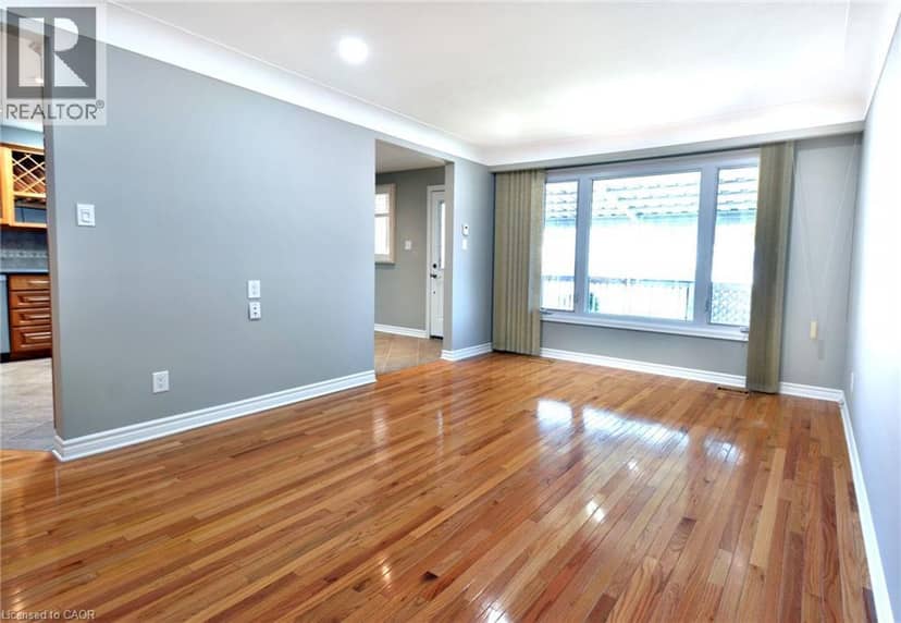 867 UPPER SHERMAN Avenue, Hamilton, photo 3