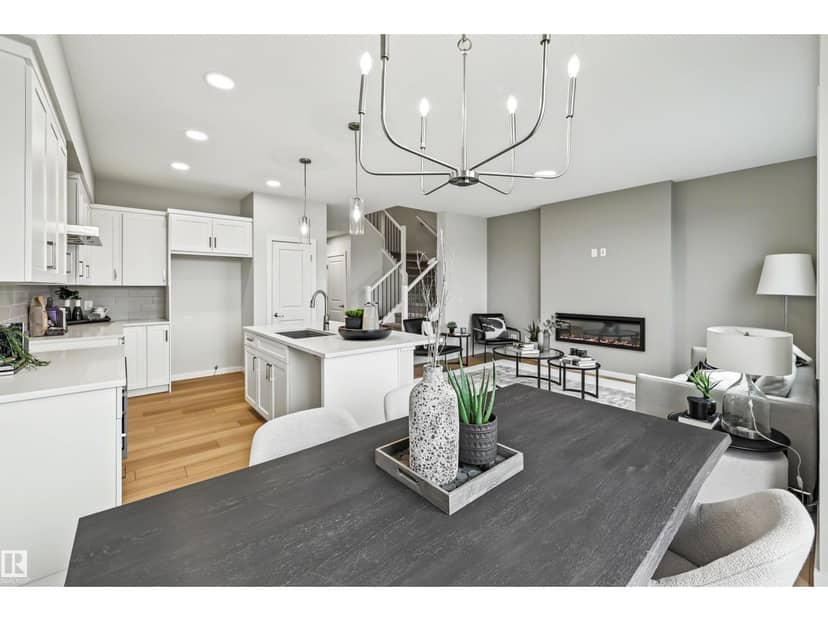 19451 21 AV NW — photo 11 of 40