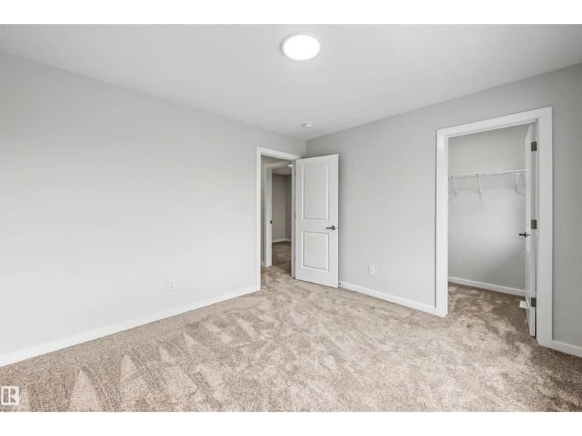 19451 21 AV NW — photo 33 of 40