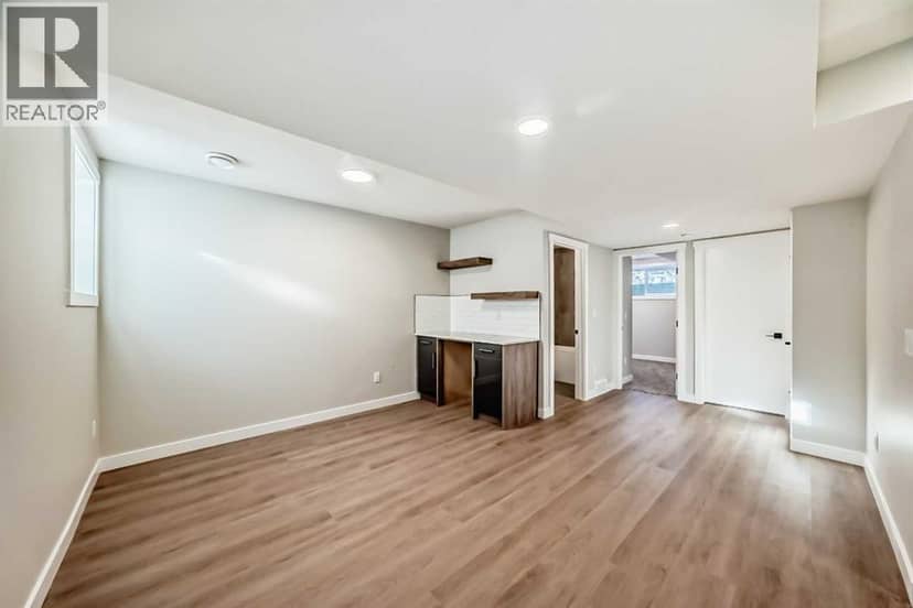 1002 Clover Road — photo 37 of 40