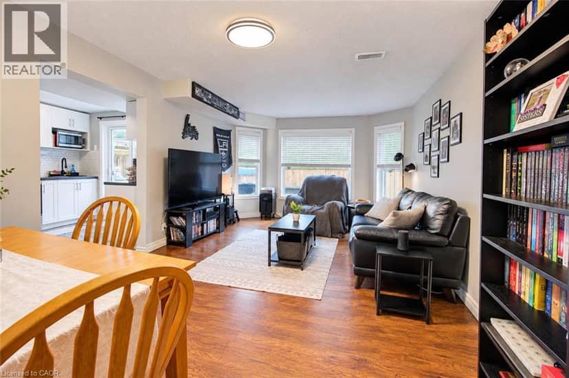 46 ROBSON Avenue — photo 38 of 40