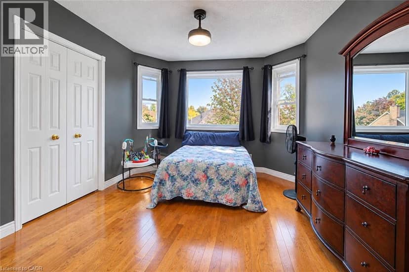 46 ROBSON Avenue — photo 31 of 40