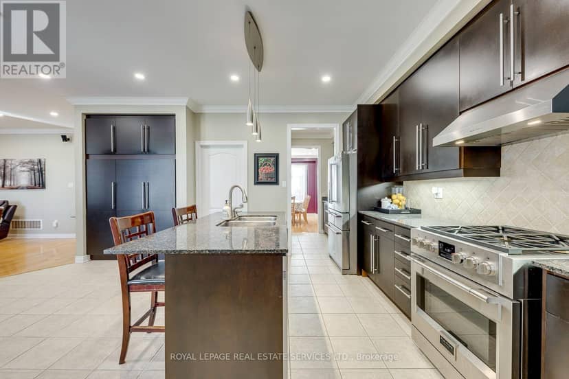 96 Thomas Street — photo 15 of 40