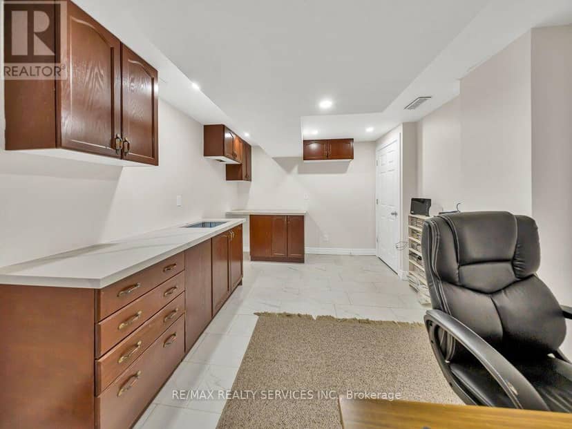 355 Edenbrook Hill Drive — photo 35 of 40