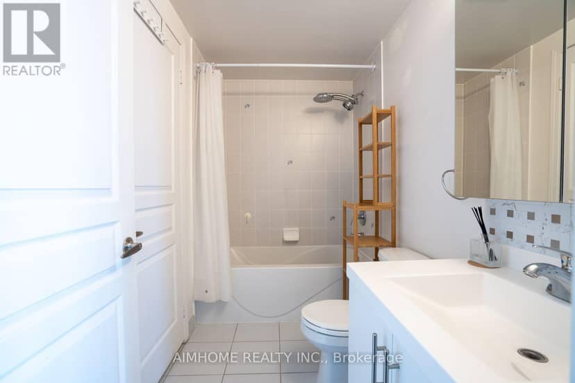 3202 - 2240 Lakeshore Boulevard, Toronto, photo 8