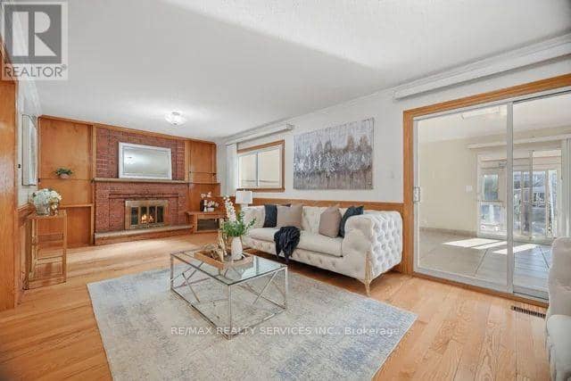 4106 Sunset Valley Court — photo 10 of 39