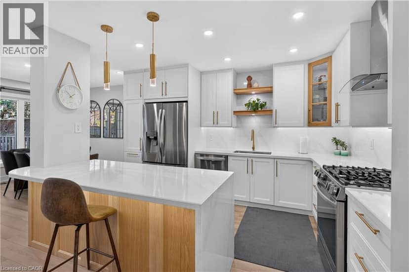 149 ESSLING Avenue — photo 17 of 40