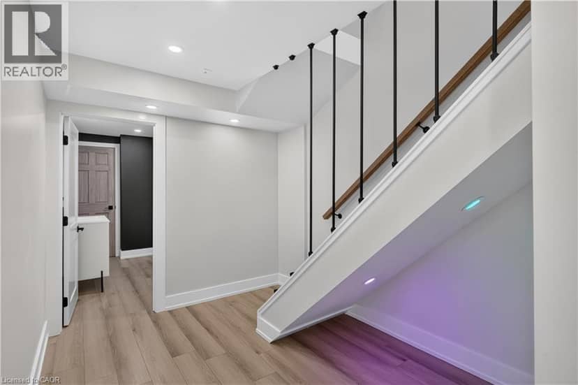 149 ESSLING Avenue — photo 32 of 40