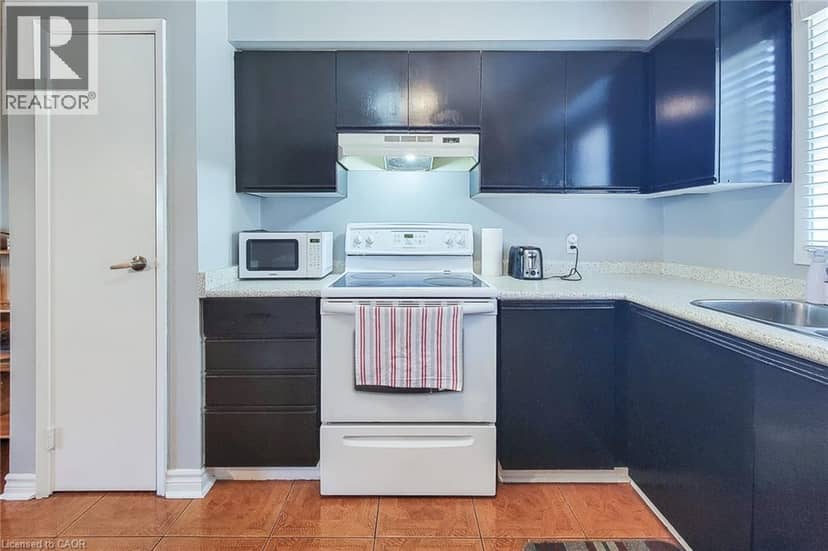 8136 COVENTRY Road Unit# 36 — photo 19 of 40