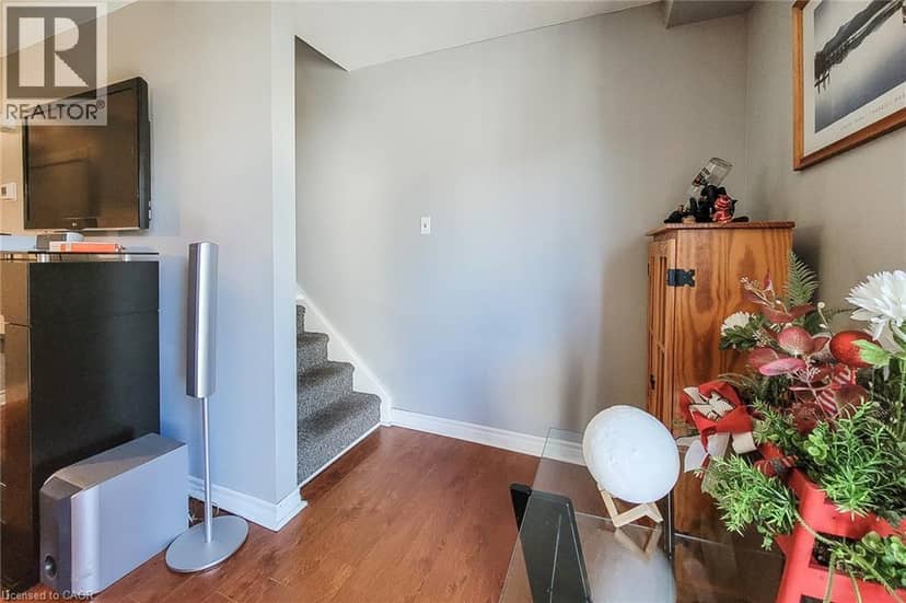 8136 COVENTRY Road Unit# 36 — photo 23 of 40
