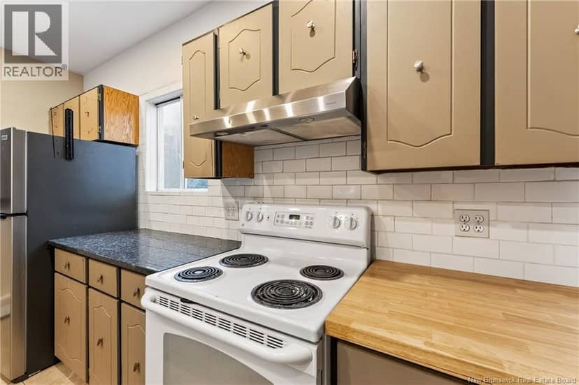 36 Queensway Way — photo 11 of 40