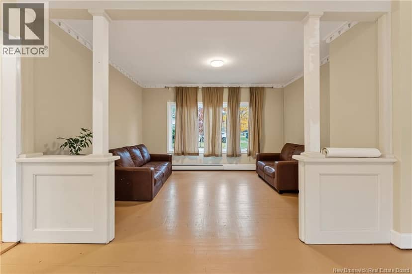 36 Queensway Way — photo 16 of 40
