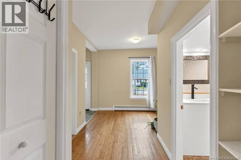 36 Queensway Way — photo 19 of 40