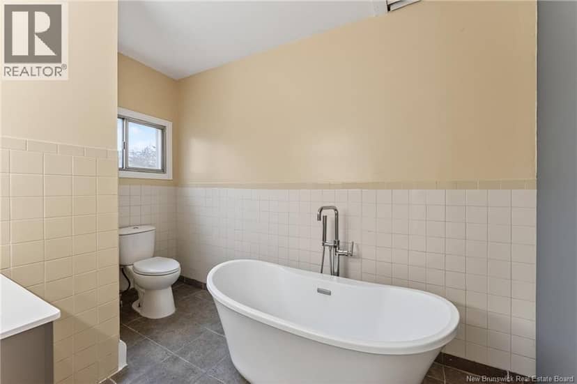 36 Queensway Way — photo 32 of 40