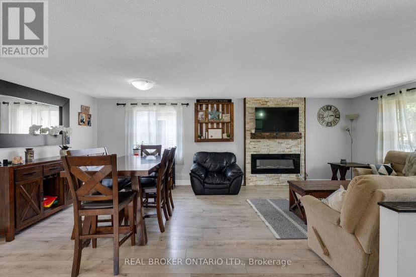 37 Hickling Trail — photo 10 of 40