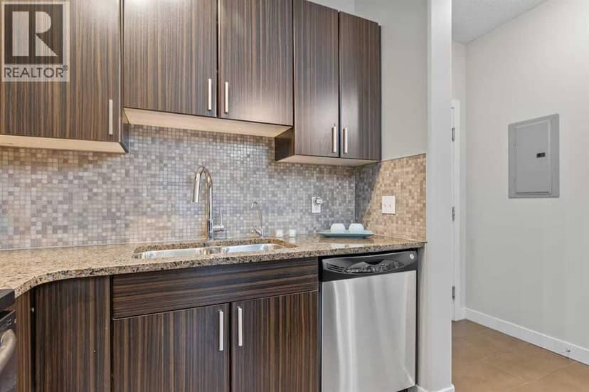 320, 11 Millrise Drive SW, Calgary, photo 4