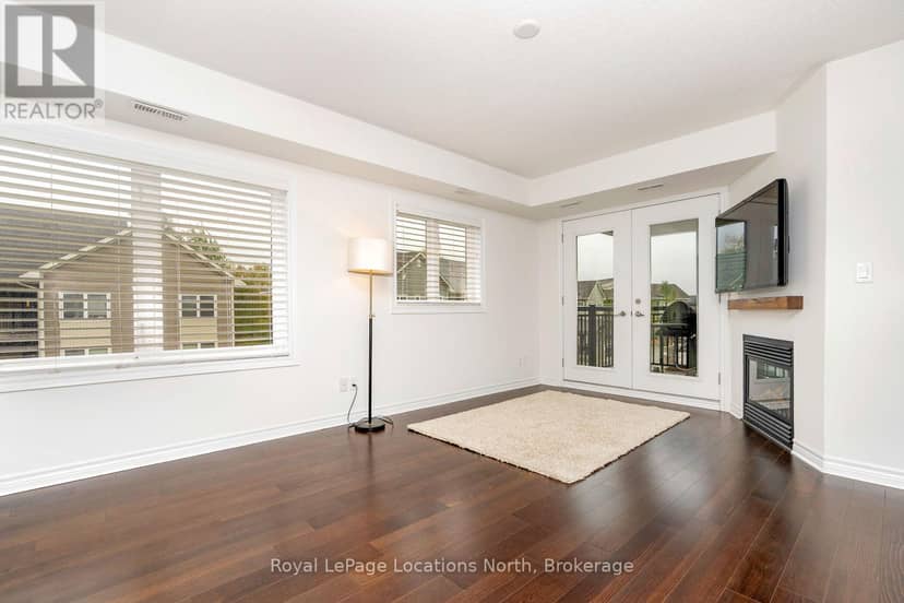 300 - 1 Brandy Lane Drive, Collingwood, photo 6