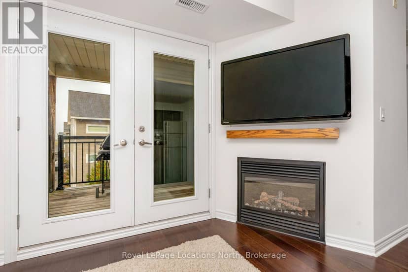 300 - 1 Brandy Lane Drive, Collingwood, photo 5