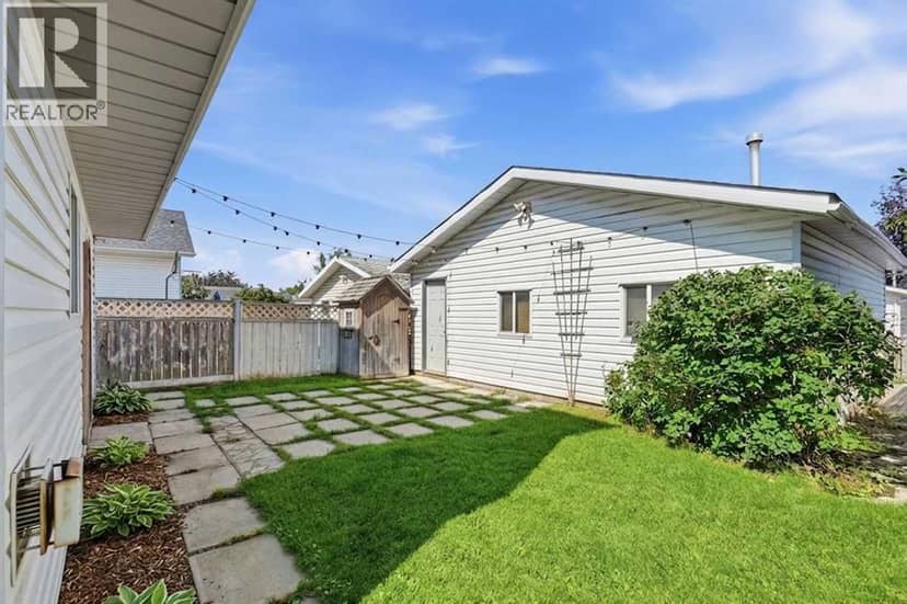 271 Erin Meadow Close SE, Calgary, photo 2