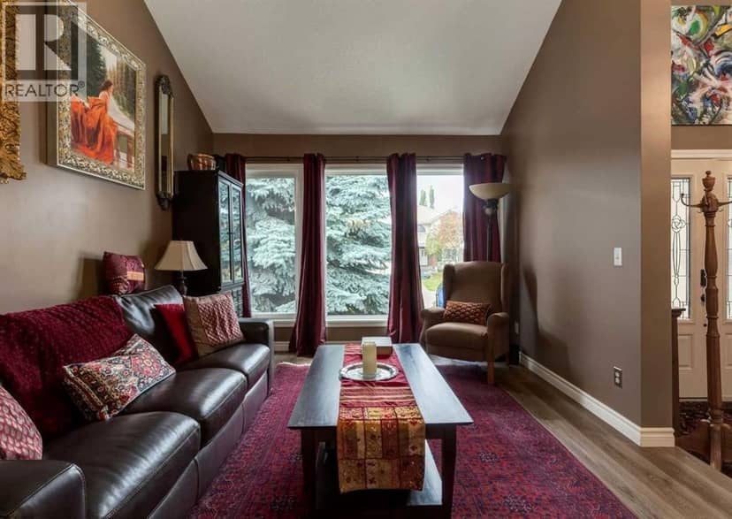 492 Silvergrove Gardens NW, Calgary, photo 3