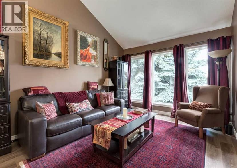 492 Silvergrove Gardens NW, Calgary, photo 2