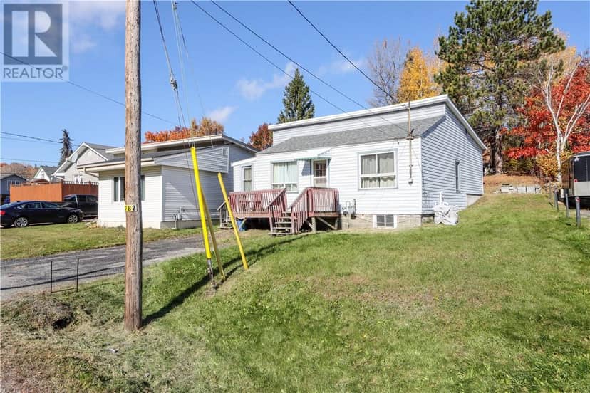 1144 Lonsdale — photo 26 of 31