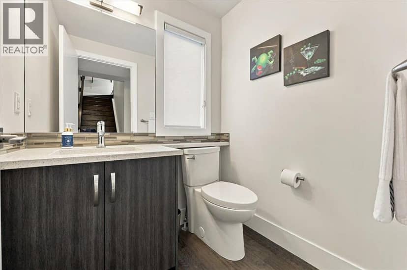 2, 840 McPherson Road NE — photo 10 of 32