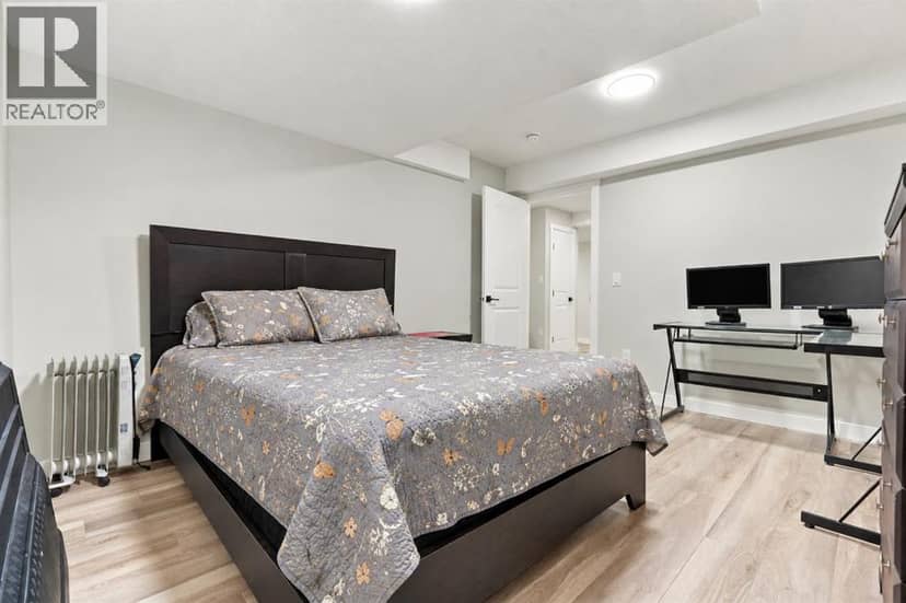 70 Creekside Avenue SW — photo 33 of 40